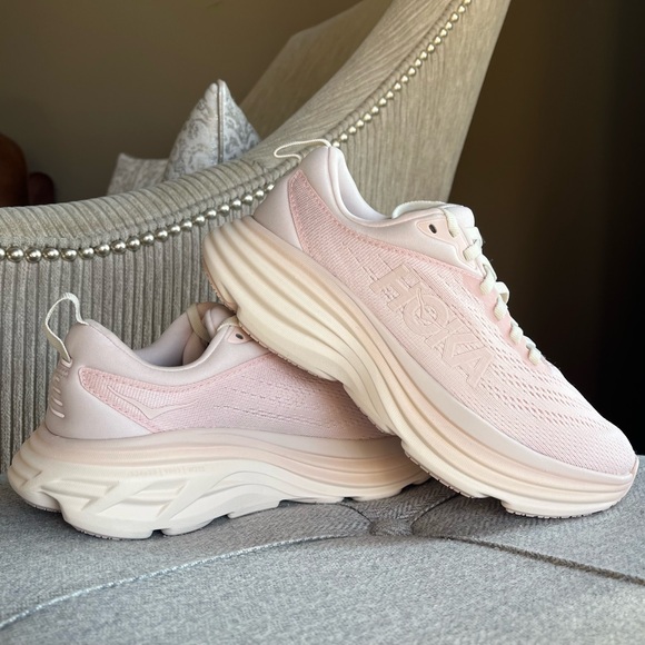 HOKA Bondi 8 - Picture 2 of 8